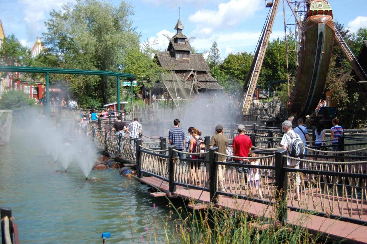 Anne Marie Vous Accueilles Dans Son Logement Familiale Pour 6 Personnes 3 Chambres Confortable Proche D Europa Park A Boofzheim Dans Camping 3 Etoiles Εξωτερικό φωτογραφία